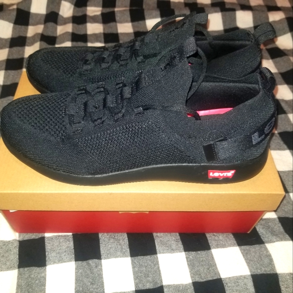 New Men's Levi's Beckham Knit Shoes
